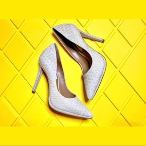 Steve Madden Nude Helix Pumps